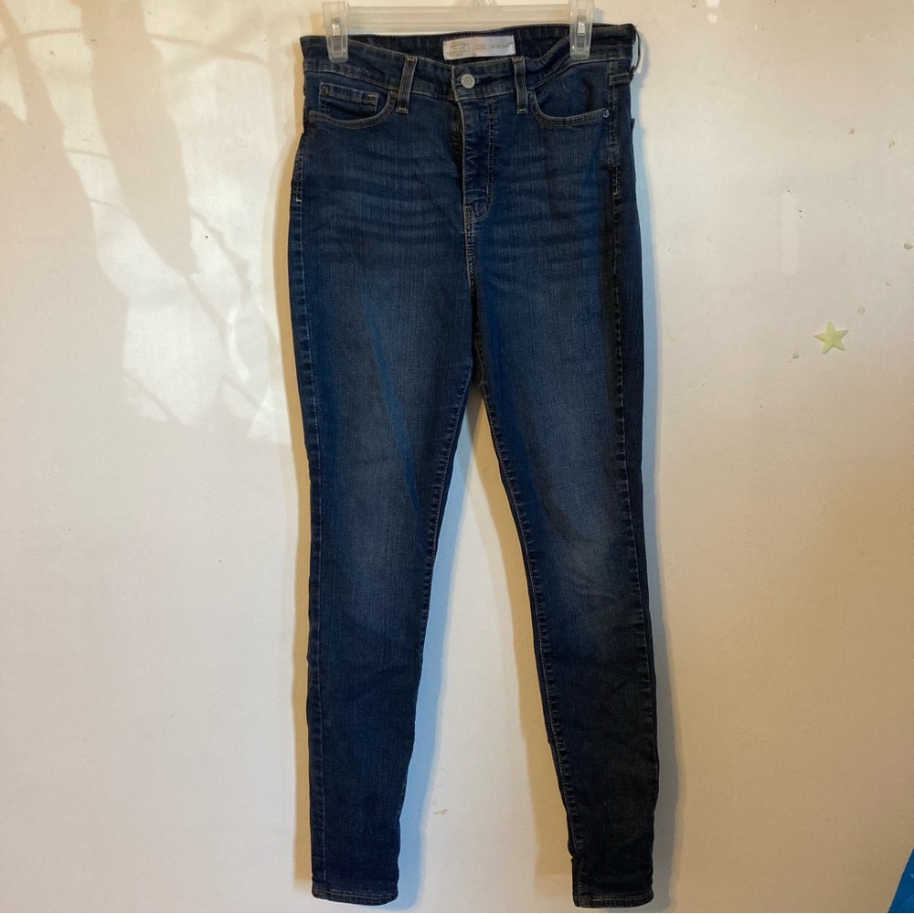 Levi’s signature high rise skinny dark wash Jeans W29/L30